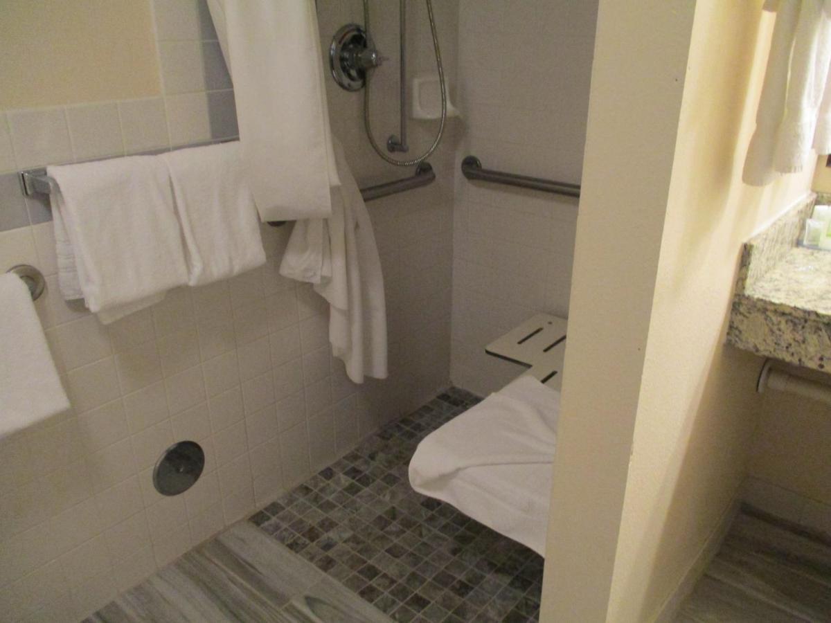 Americinn By Wyndham Hutchinson Luaran gambar