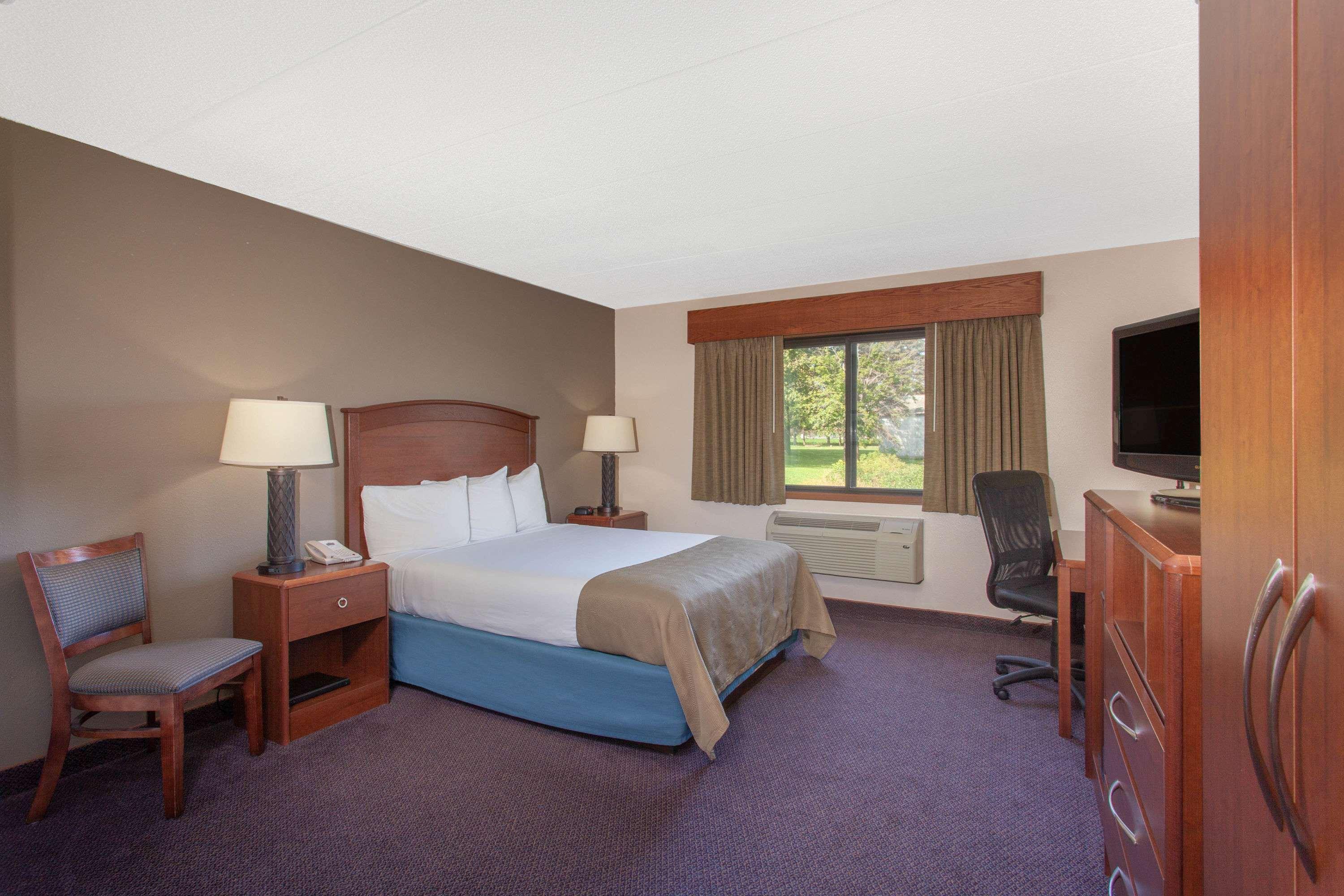 Americinn By Wyndham Hutchinson Luaran gambar