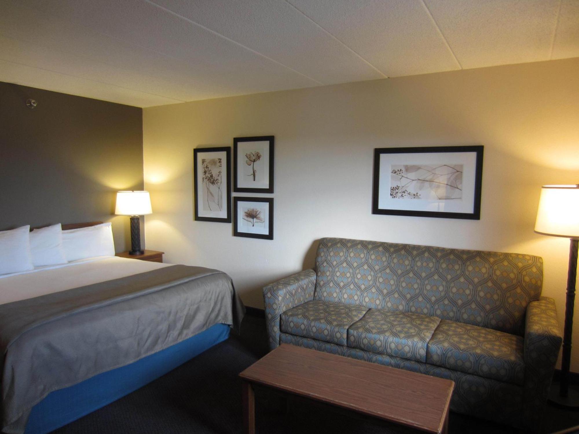 Americinn By Wyndham Hutchinson Bilik gambar
